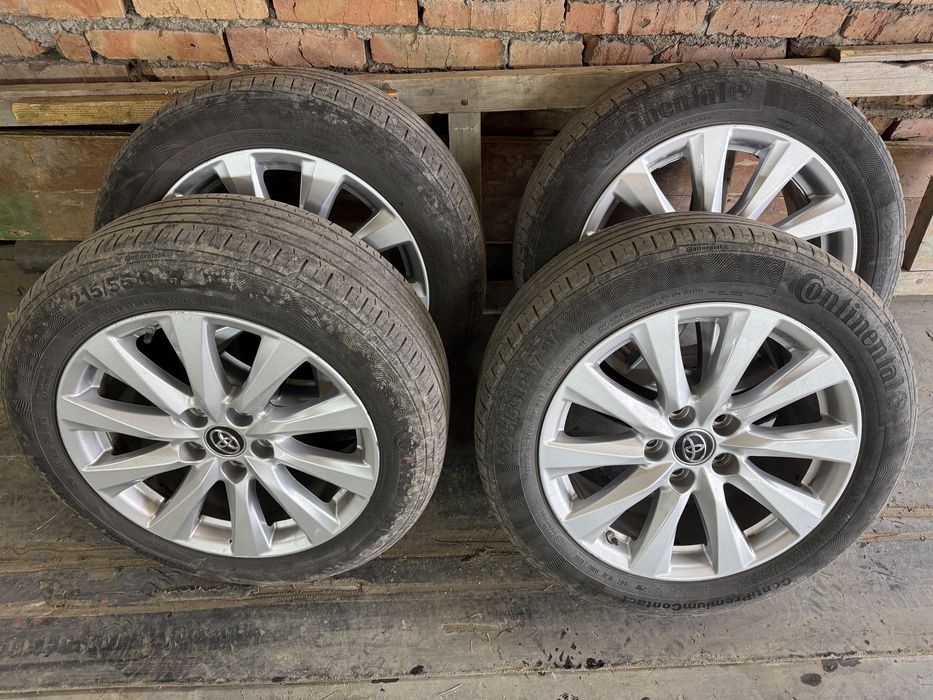 Продам летние шины б/у Continental Premium Contact 5 215/55 R17