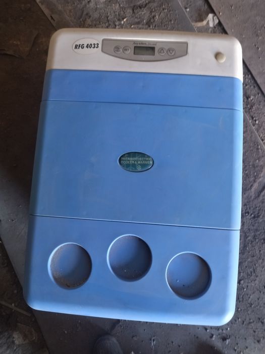 Автомобильный холодильник