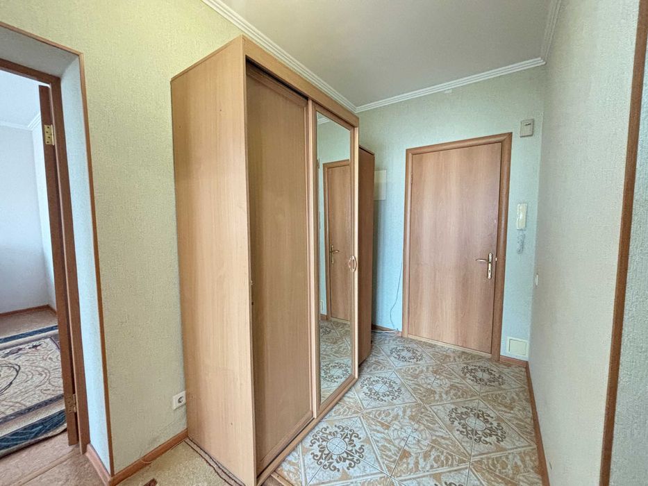Продается 2-комнатная квартира