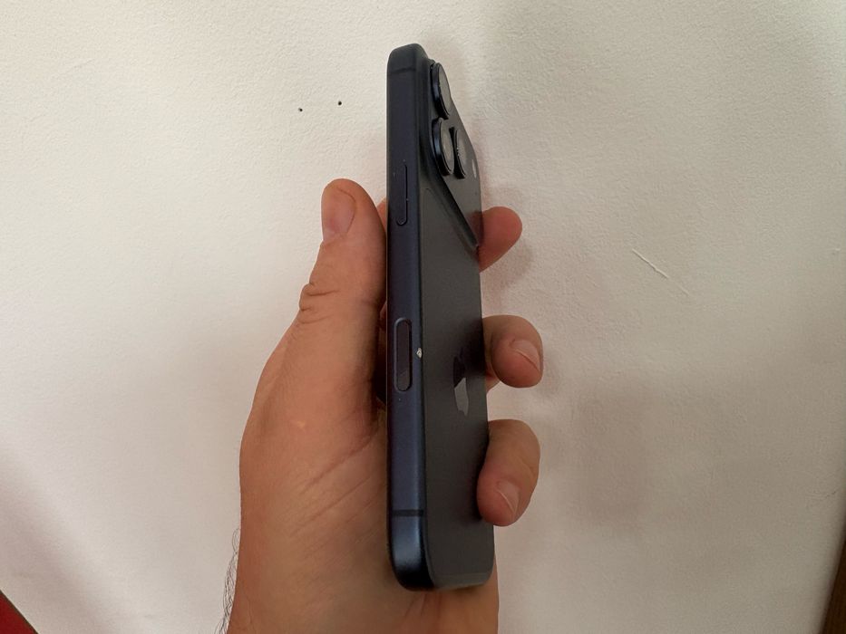 Iphone 17 Pro, Blue, pentru piese