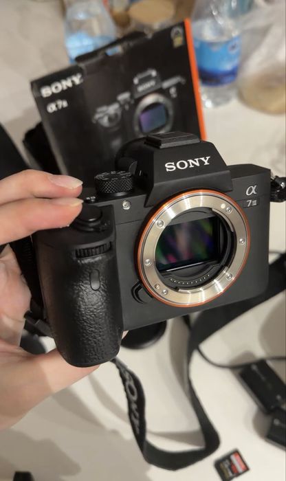 Срочно продам!Полный комплект Sony a7 iii