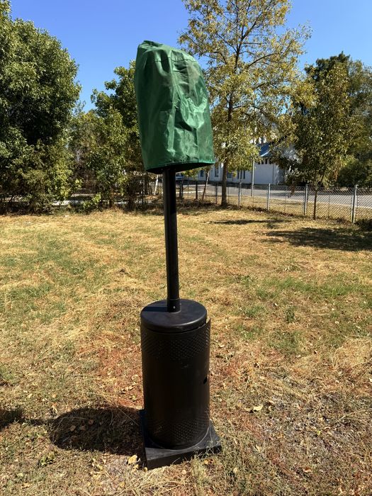 Incalzitor de terasa pe gaz.