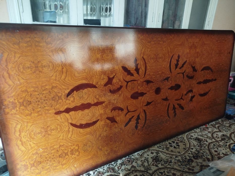 Стол стул сотилади