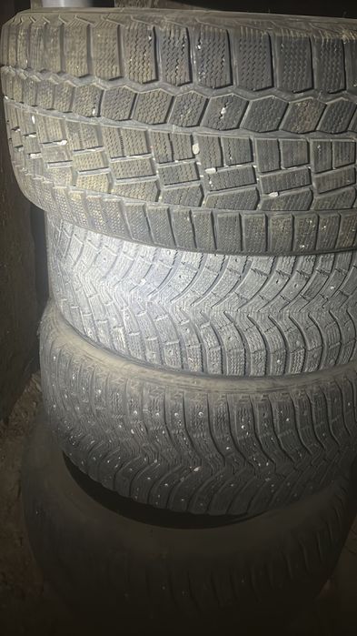 Продам комплект резины