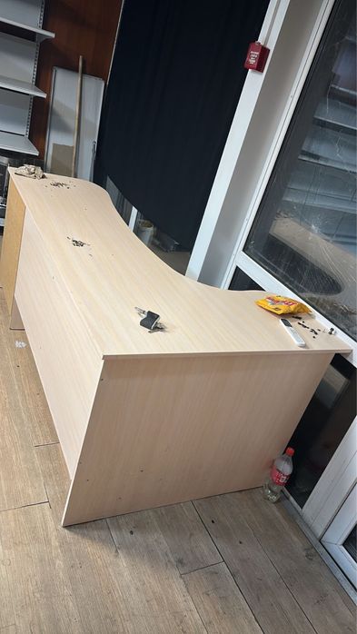 Стол писменный с ящиками