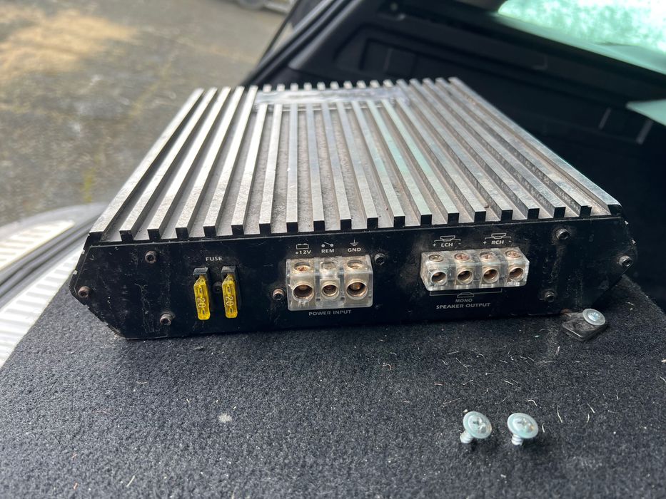 Субуфер MAC Audio STX 110 BP + 2 усилвателя / 800W / комплект