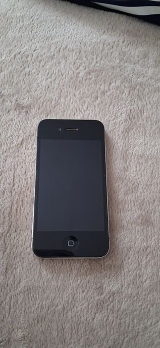 Vând IPHONE 4S .