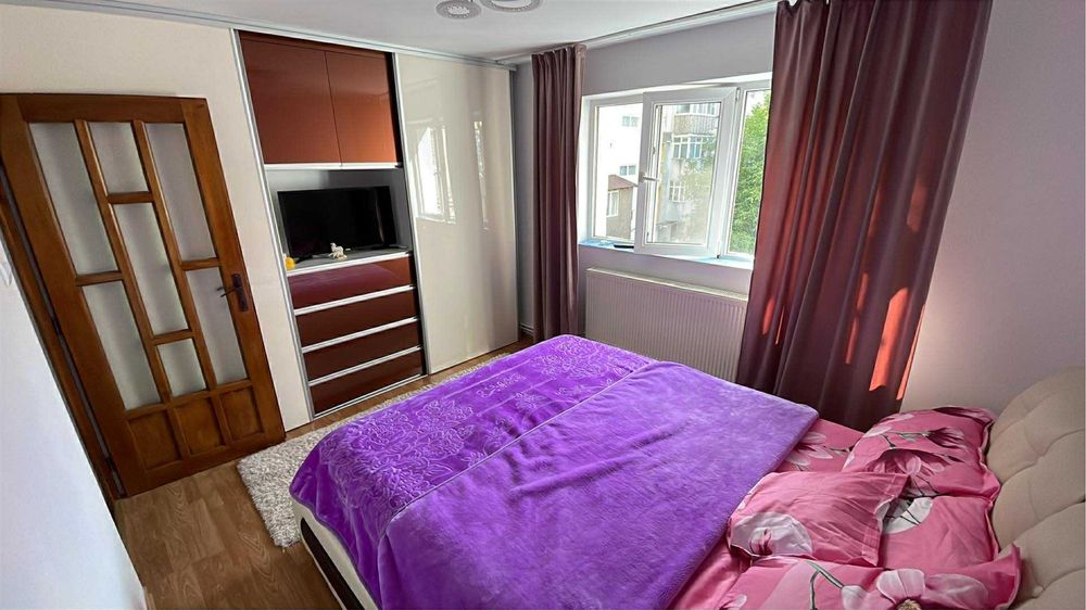 Apartament cu 2 camere la cheie