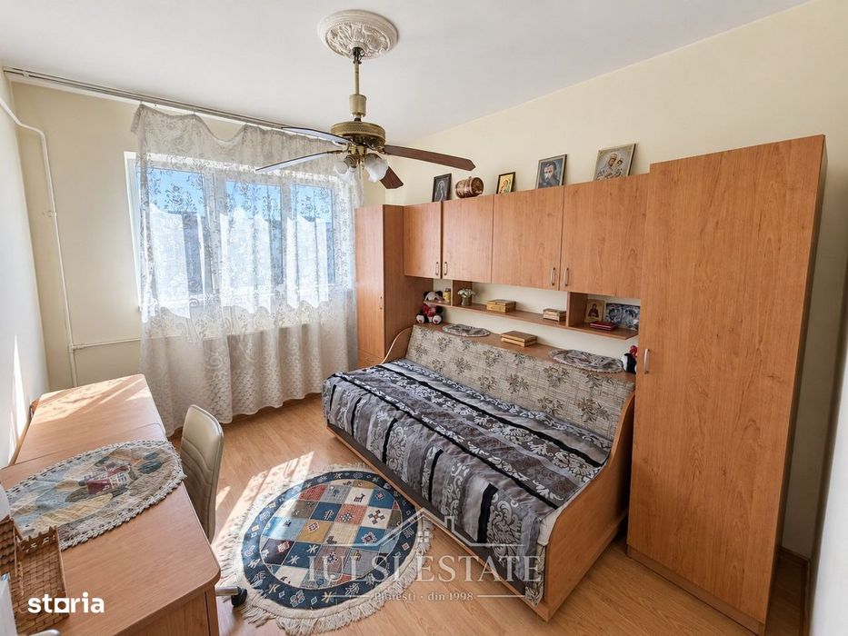 Apartament 2 camere zona Malu Rosu Vanzare