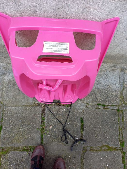 детска пластмасова шейна