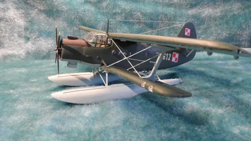 Сборная модель самолета Ан-2В (Trumpeter, 1/72)