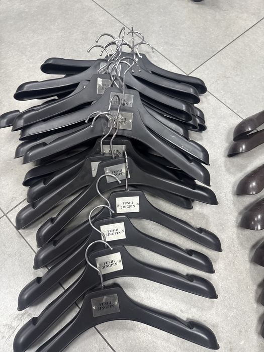 Плечики вешалки