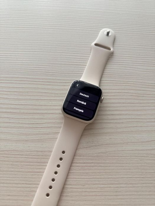 Apple Watch Seria 7 Starlight 45 mm