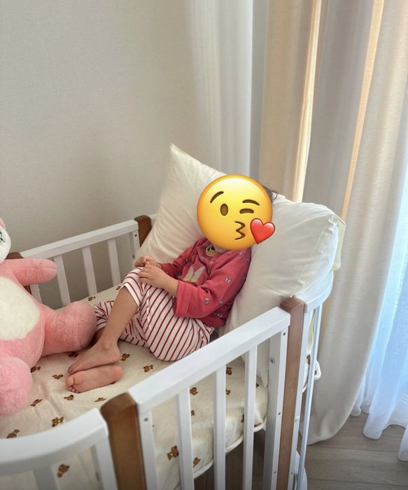 Детская кроватка (манеж)