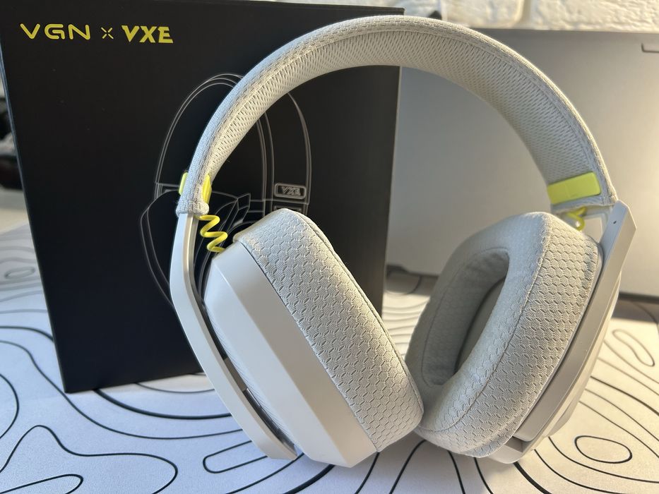 Наушники  VXE V1