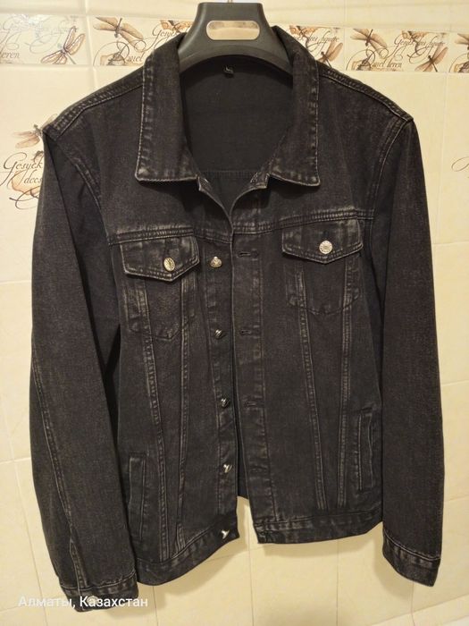 Джинсовая куртка