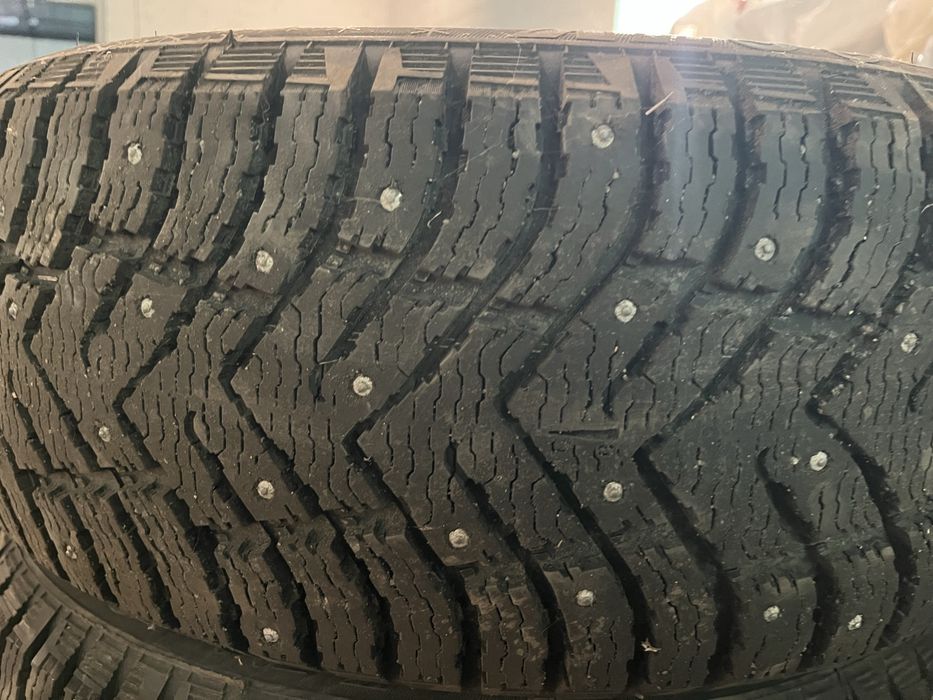 Продам зимнее шины 225/55-18