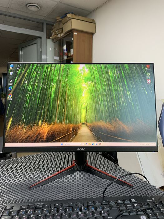 Монитор Acer Nitro 24’ 100 герц.