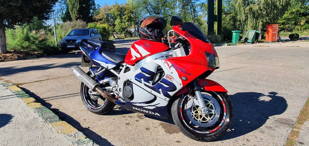 Honda CBR 900RR/919/SC33