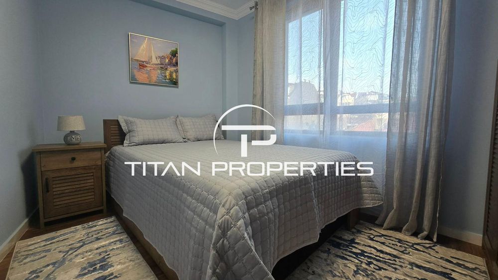 ЕКСКЛУЗИВНО! Тристаен апартамент под наем в Център