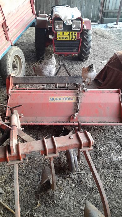 Vând tractor Valpadana