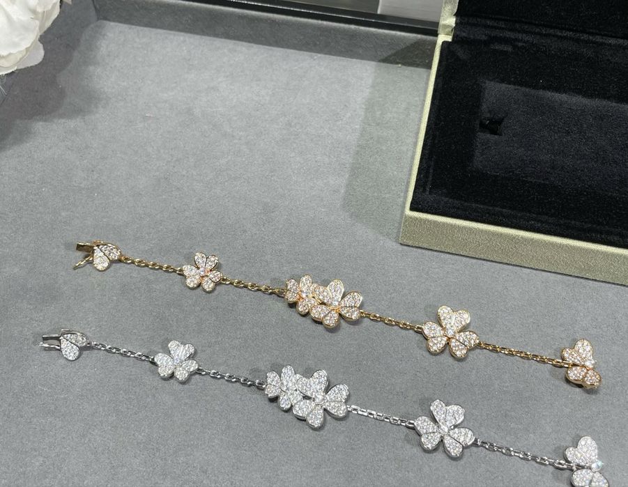 Bijuterii Van Cleef & Arpels (VCA) — brățări, cercei, inele