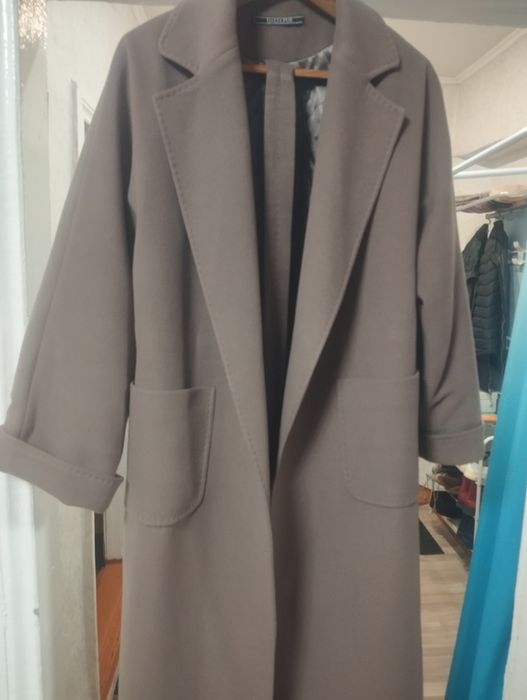 Продам пальто,демисезонно,новое