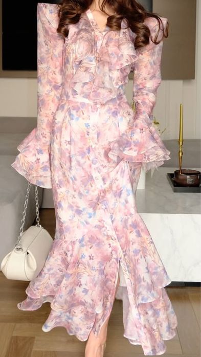 Сатылады кыздар! Өте нәзік әдемі көйлек