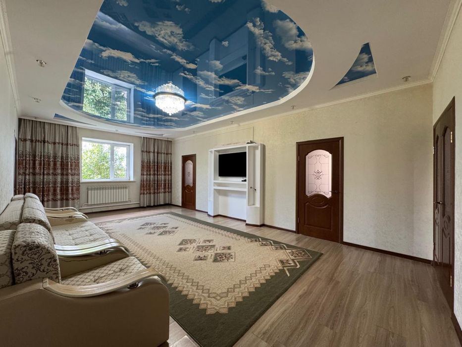 Продам кирпичный дом 8 сот (226,5 м2)