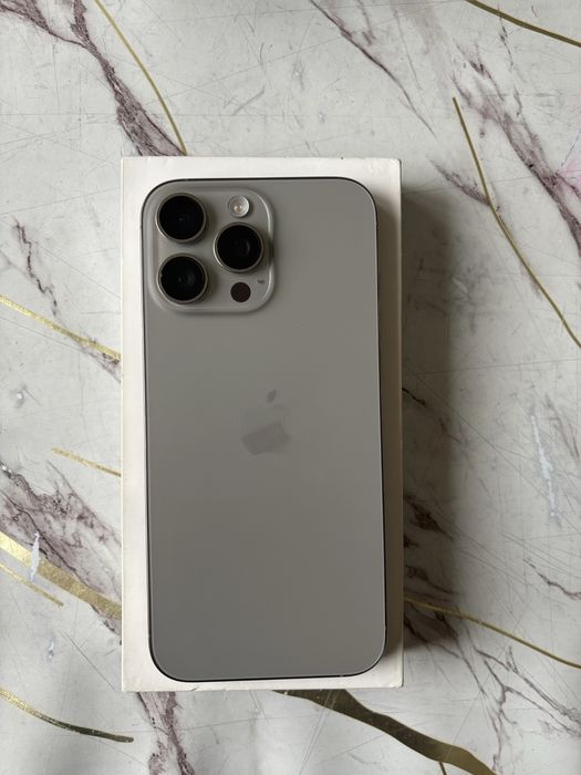 Айфон 16 про макс e-sim