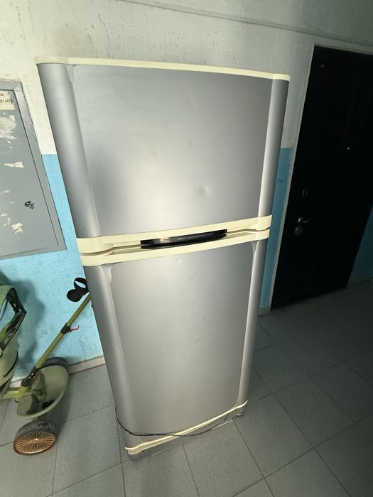 Холодильник в 32а мкр