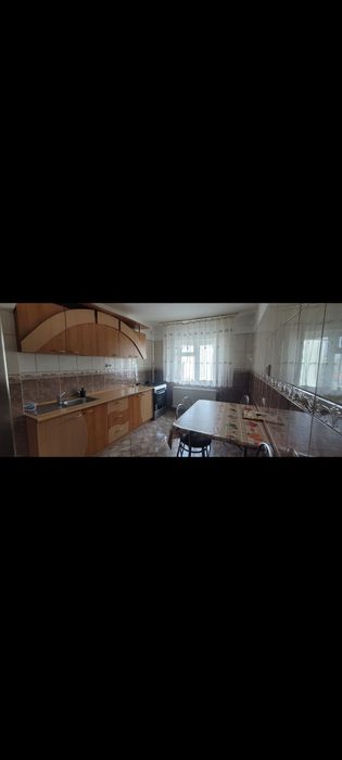 Închiriez apartament 2 camere, micro 6