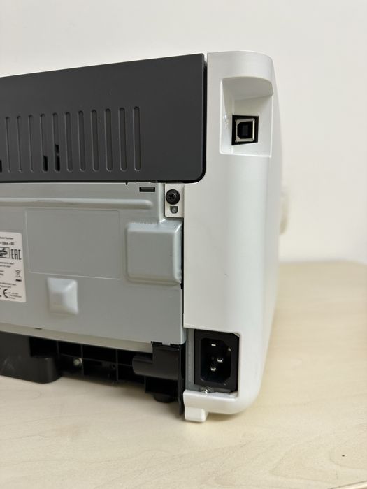 Imprimanta laser HP m12a