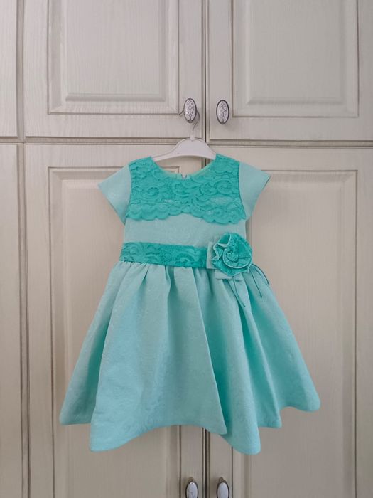 Продам новогодние костюмы