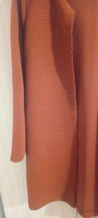 Дамска жилетка в кафяв цвят