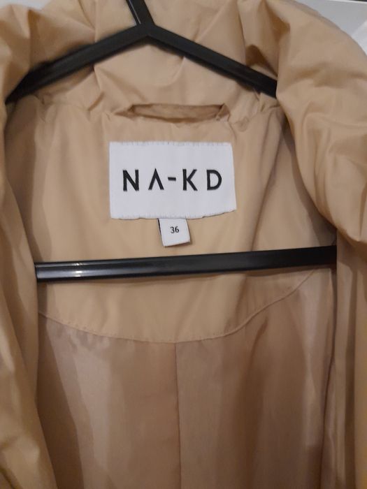 Vand geaca dama noua