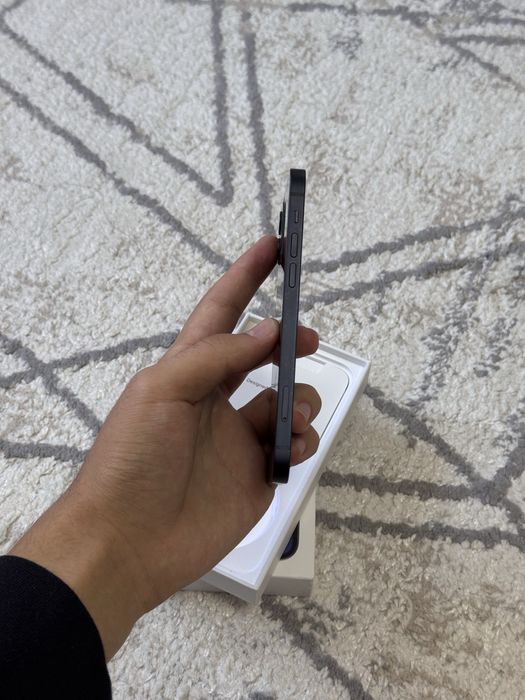 iPhone 12 128гб в отличном состоянии