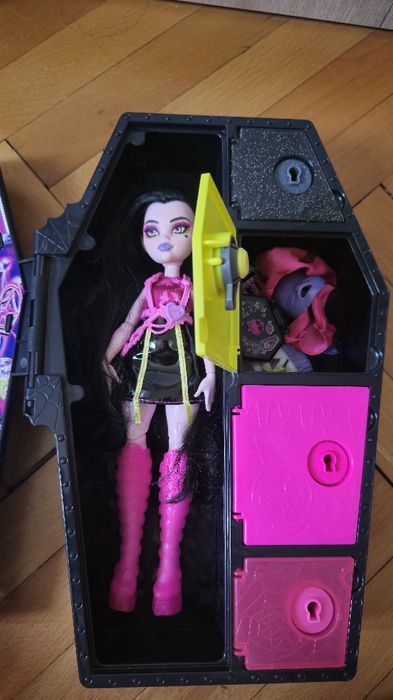 Кукла Монстър Хай Дракулора