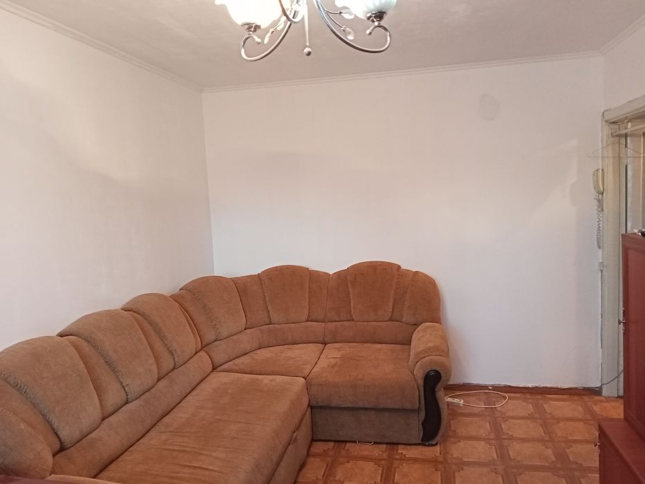 Продаю 2 комнатную квартиру