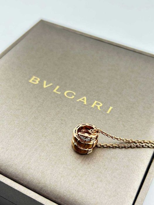 Колье Bvlgari Serpenti