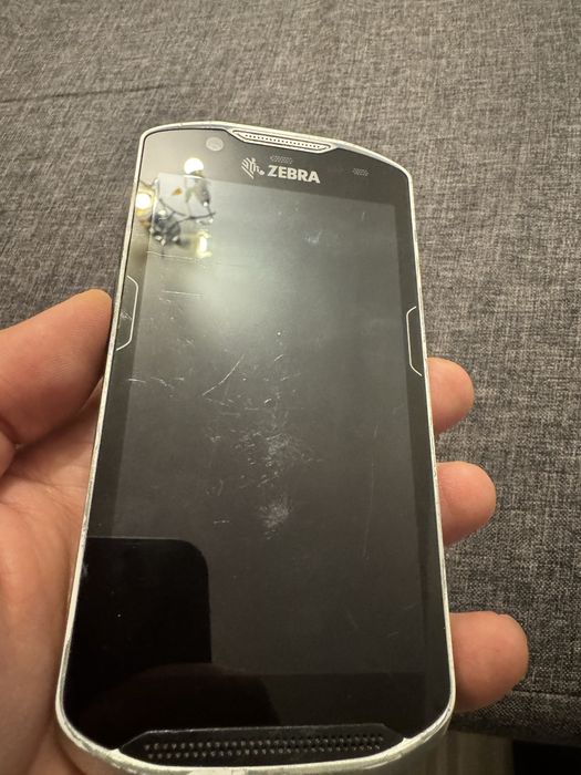 Telefon zebra TC52 cu scaner