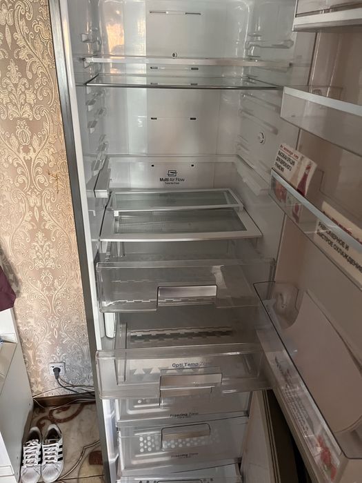 Холодильник в хорошем состояни