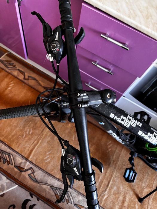 Скоростной велосипед BMW