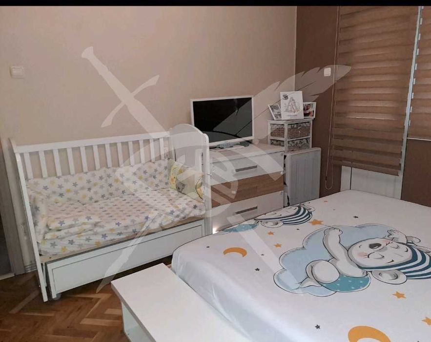 Продава се Къща в Поморие - 660 кв.м за 1091 €/кв.м - Снимка #4