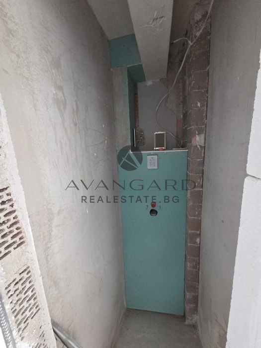 Продава се Тристаен апартамент в Пловдив, Тракия - 95 кв.м за 2053 €/кв.м - Снимка #7