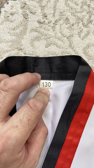 Продам полный набор формы для таэквандо