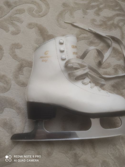 Коньки для фигурного катания  31 размер
