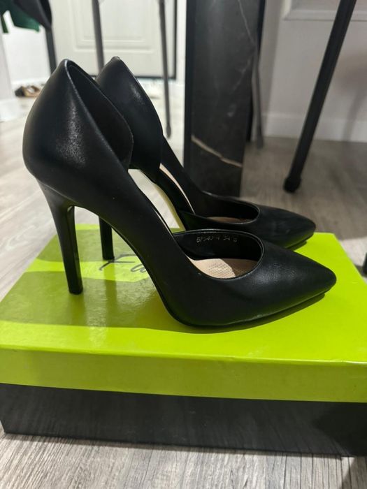 Каблук 3 рет киілген