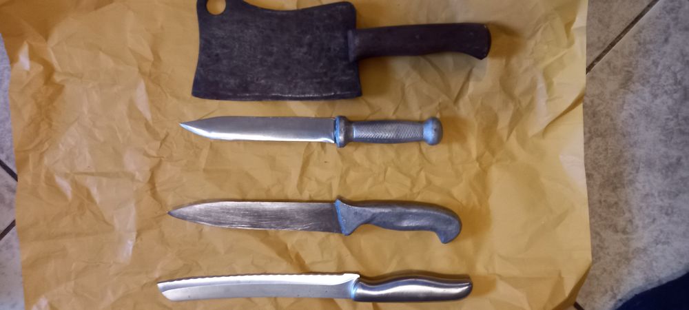 Cutite facute pe comanda