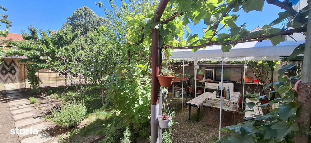 Proprietar-vand casa zona ultracentreala-in apropierea turnului de apa